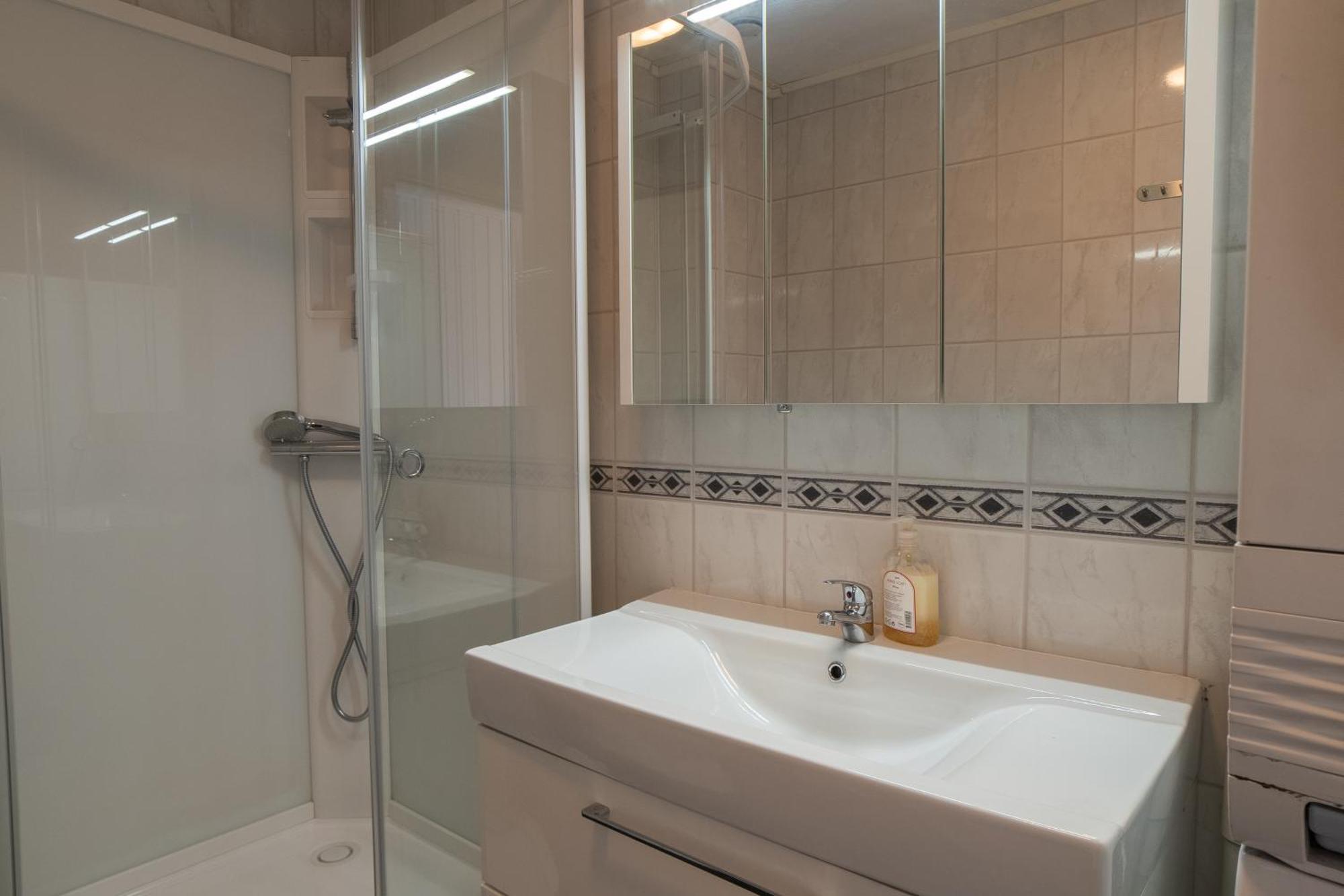 2 And 3 Rooms Apartments Тромсе Екстер'єр фото